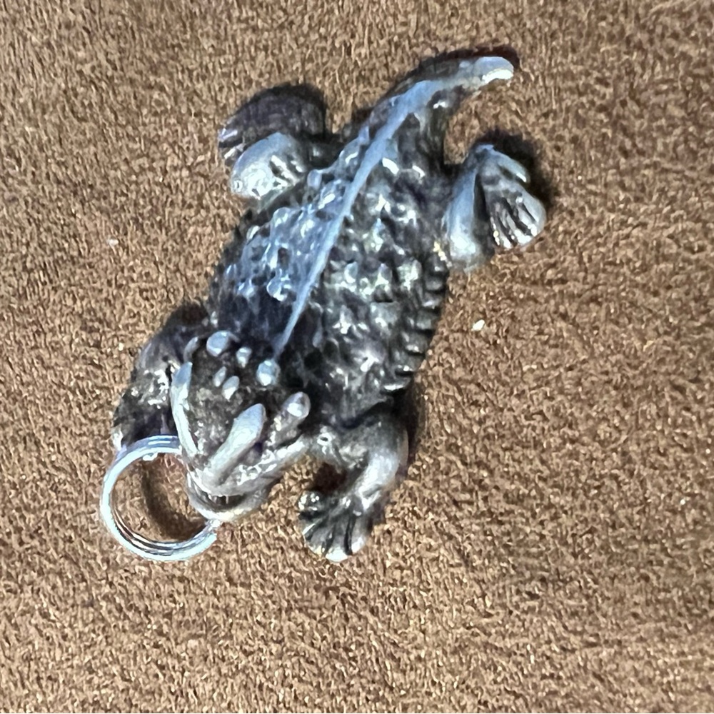 Silver-Tone Horned Lizard Keychain Charm for Reptile Lovers